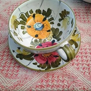 handpainted green, pink & yellow Majolica Italian Tea Cup & Saucer Demitasse